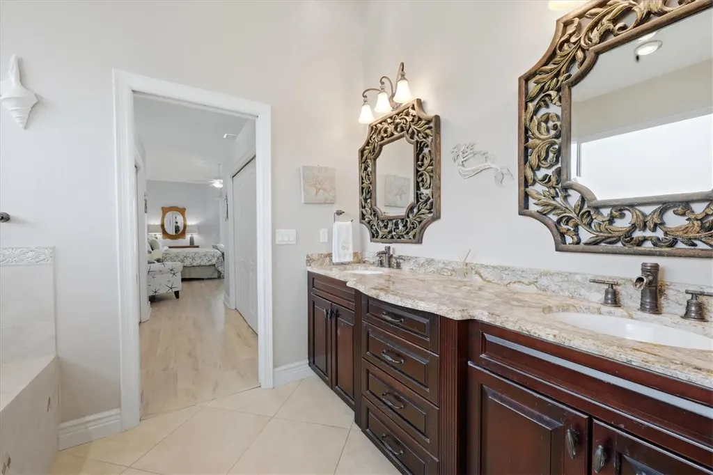 8786 Merion Avenue Sarasota FL 34238