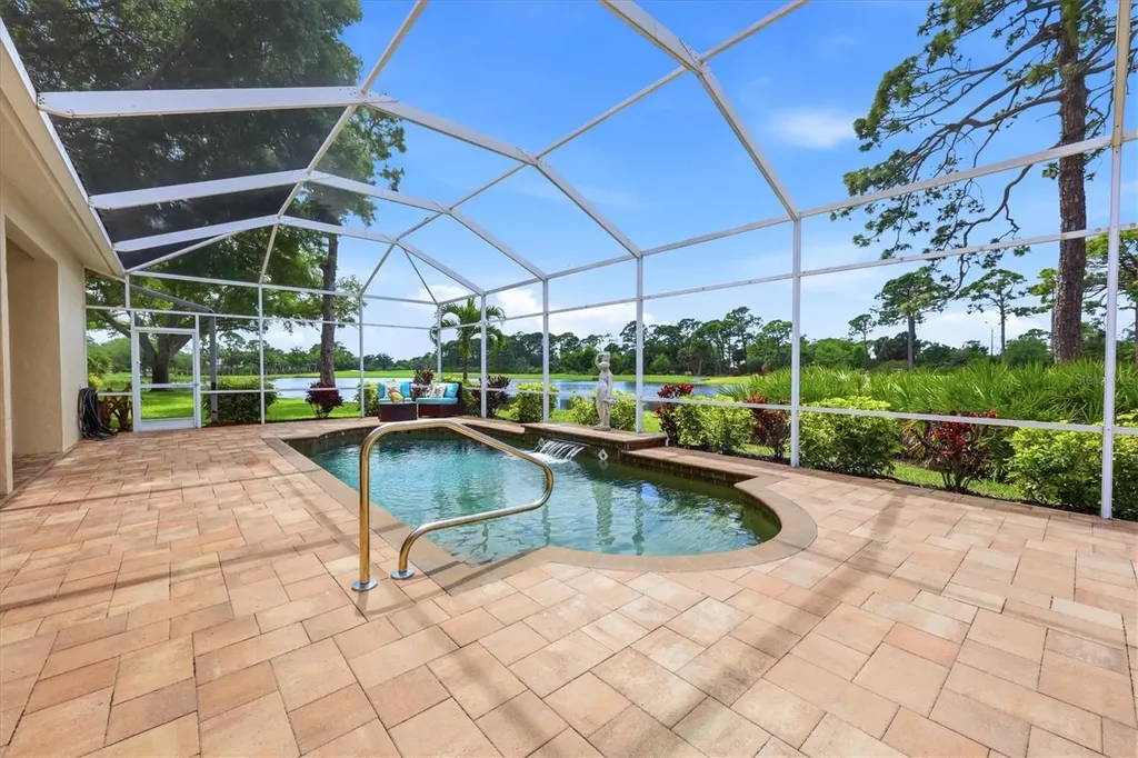 8786 Merion Avenue Sarasota FL 34238
