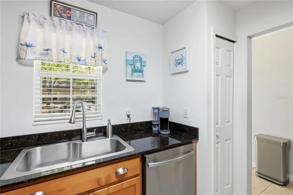 3871 Mariner Drive St Petersburg FL 33705