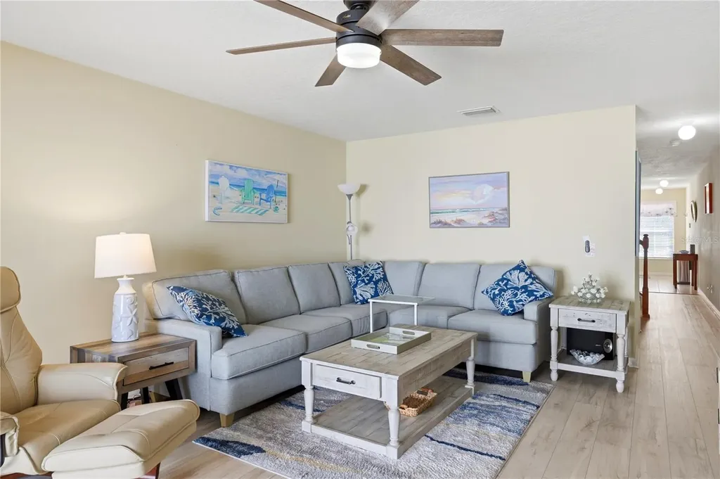 3871 Mariner Drive St Petersburg FL 33705