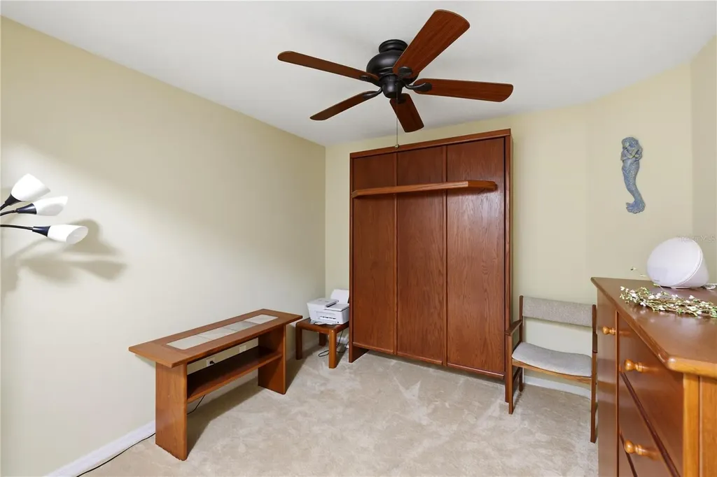 3871 Mariner Drive St Petersburg FL 33705