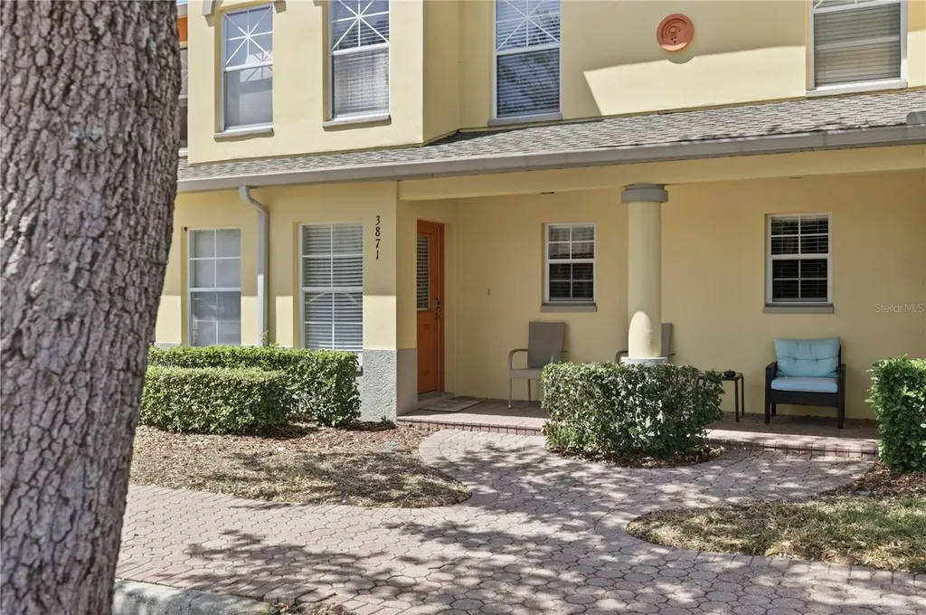 3871 Mariner Drive St Petersburg FL 33705