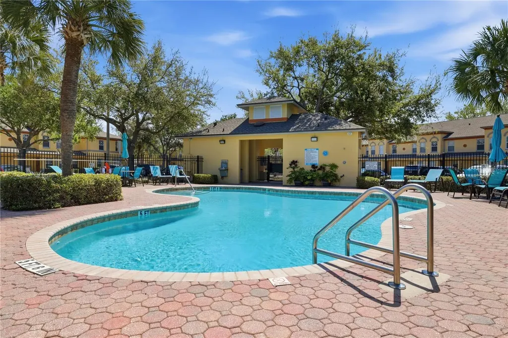 3871 Mariner Drive St Petersburg FL 33705