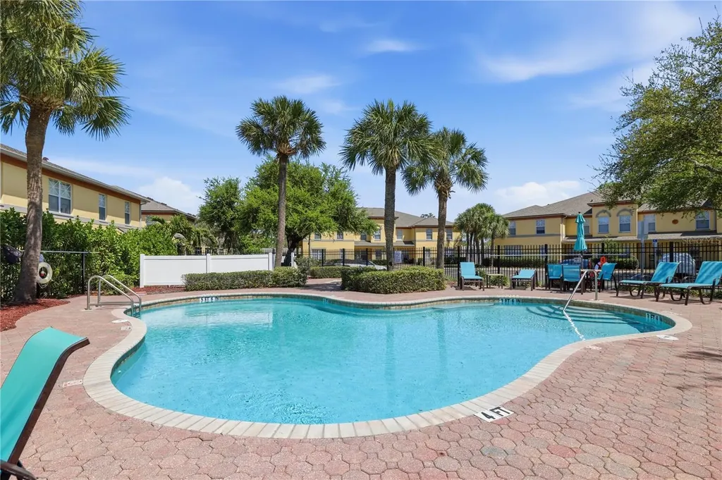 3871 Mariner Drive St Petersburg FL 33705