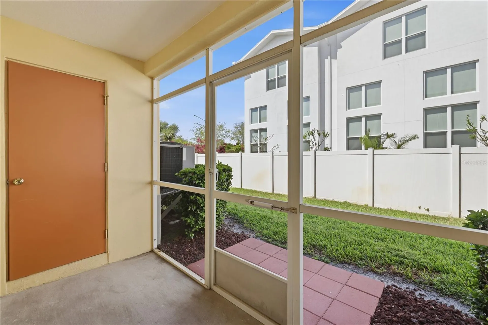 3871 Mariner Drive St Petersburg FL 33705