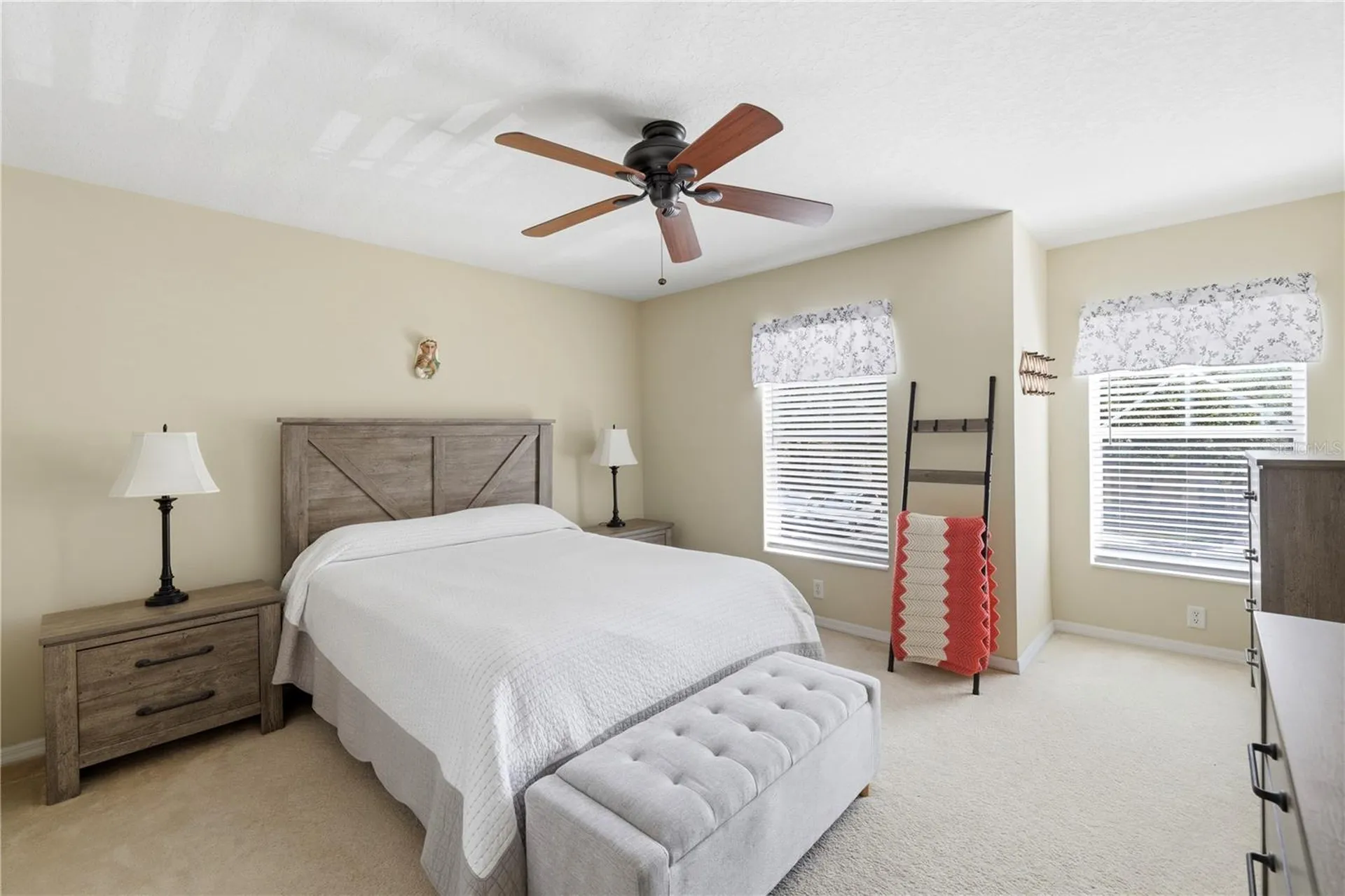 3871 Mariner Drive St Petersburg FL 33705