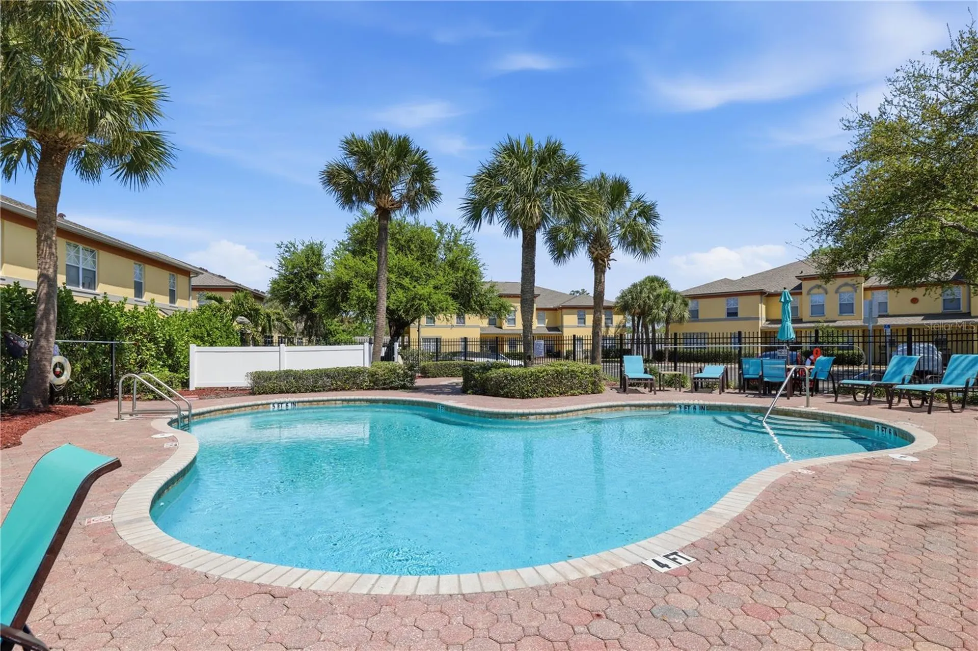3871 Mariner Drive St Petersburg FL 33705
