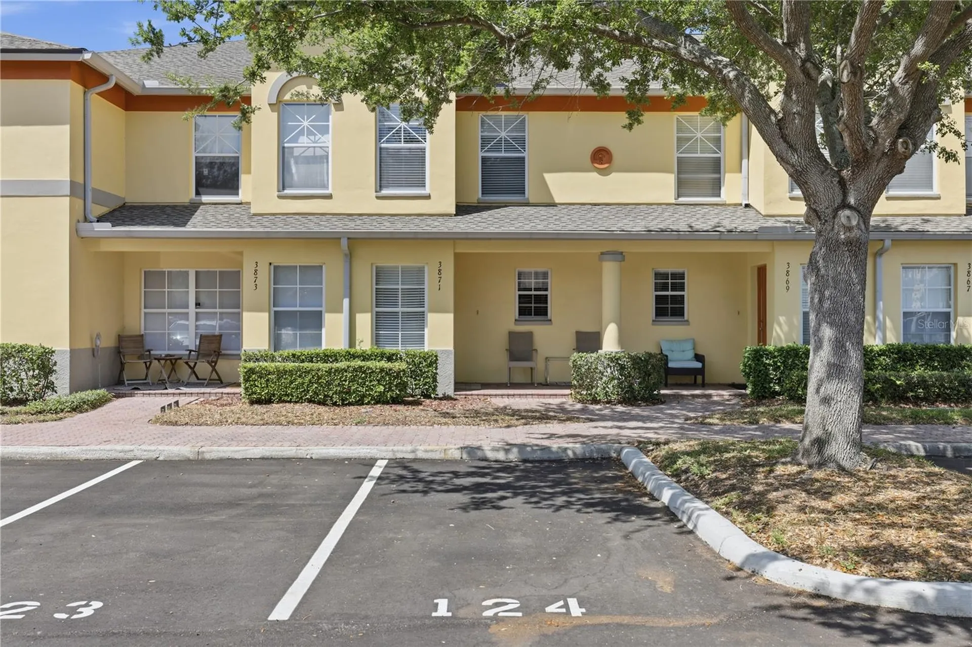 3871 Mariner Drive St Petersburg FL 33705