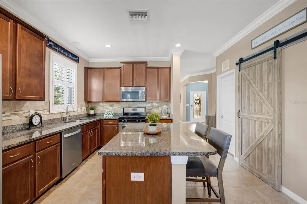 5323 Crosscourt View Drive Lithia FL 33547