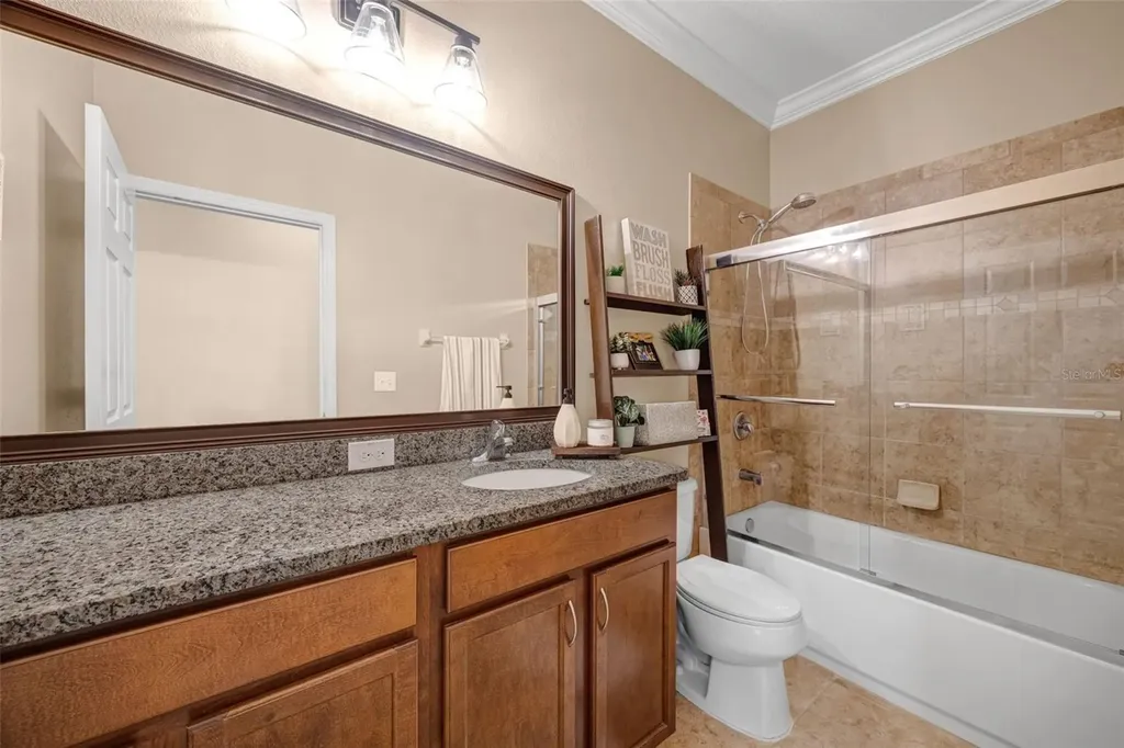 5323 Crosscourt View Drive Lithia FL 33547