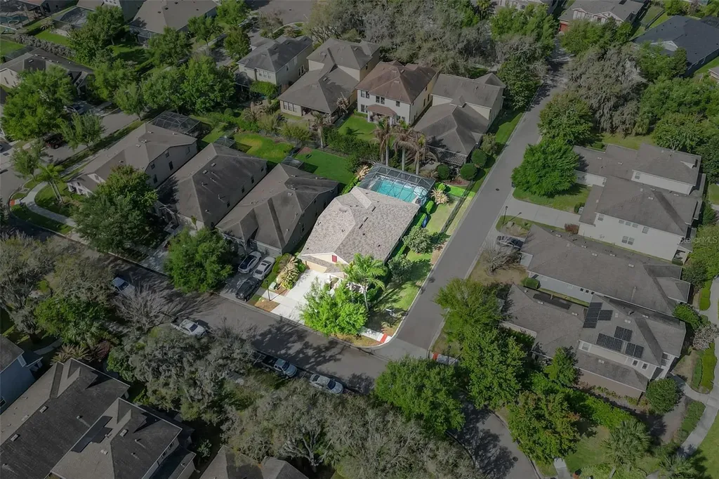 5323 Crosscourt View Drive Lithia FL 33547