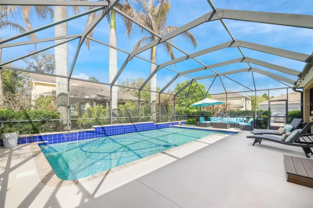 5323 Crosscourt View Drive Lithia FL 33547