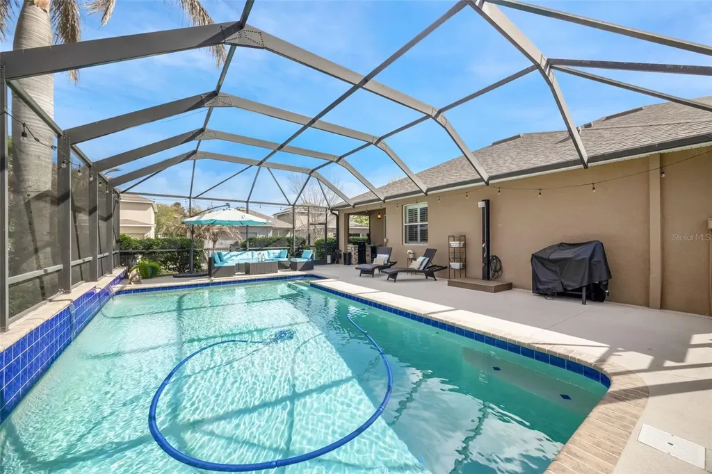 5323 Crosscourt View Drive Lithia FL 33547