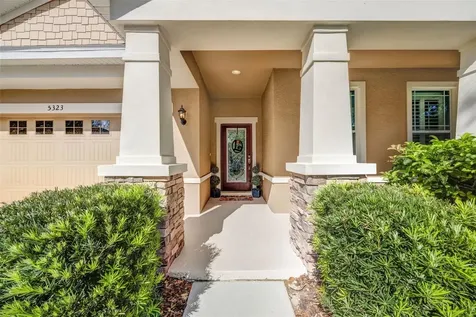 5323 Crosscourt View Drive Lithia FL 33547