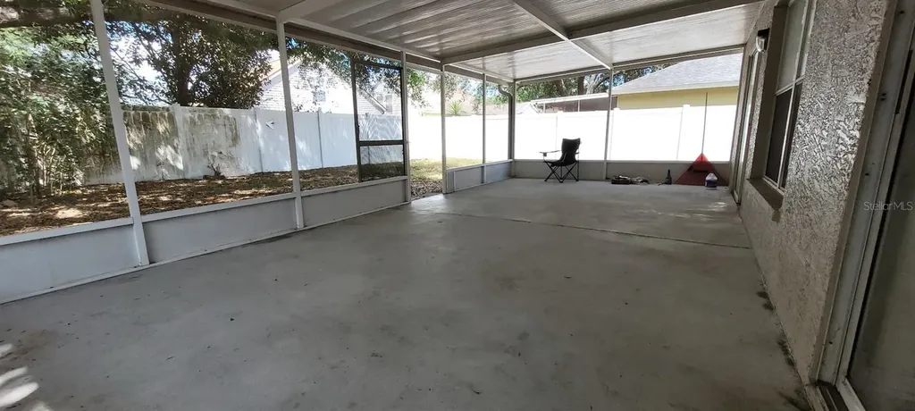 1710 Tropicana Way Valrico FL 33594