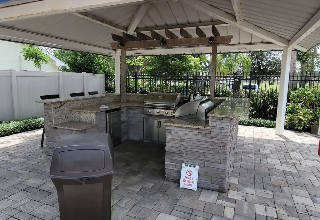 1710 Tropicana Way Valrico FL 33594