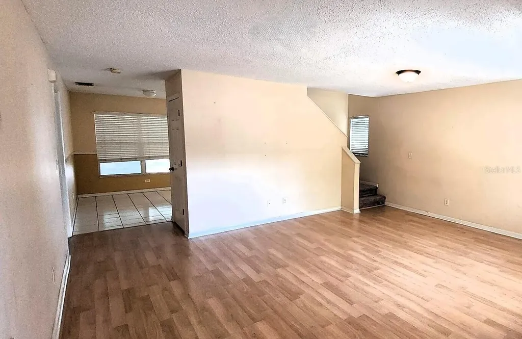 1710 Tropicana Way Valrico FL 33594