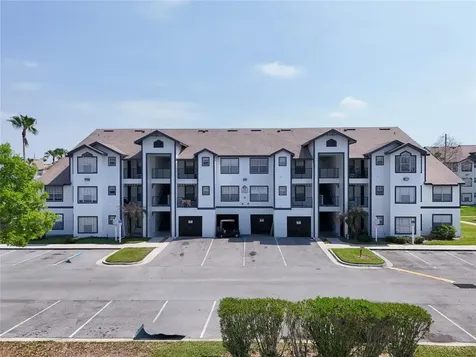 2213 Grand Cayman Court Kissimmee FL 34741