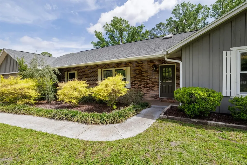 379 Oakridge Road Ormond Beach FL 32174