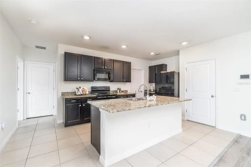 210 Cinnamon Bark Place Valrico FL 33594