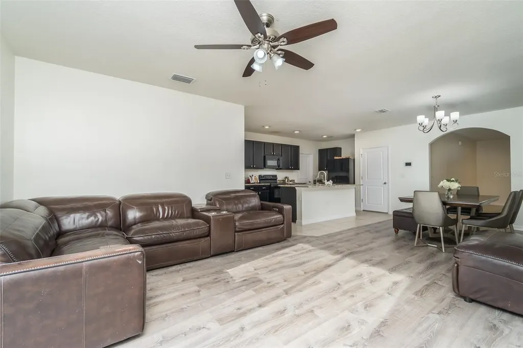 210 Cinnamon Bark Place Valrico FL 33594