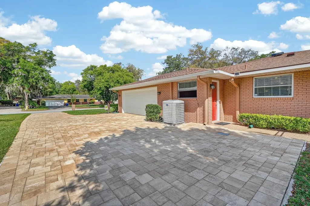 110 N St Andrews Drive Ormond Beach FL 32174