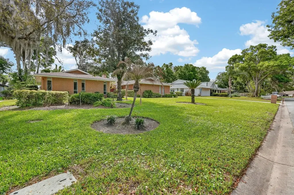 110 N St Andrews Drive Ormond Beach FL 32174