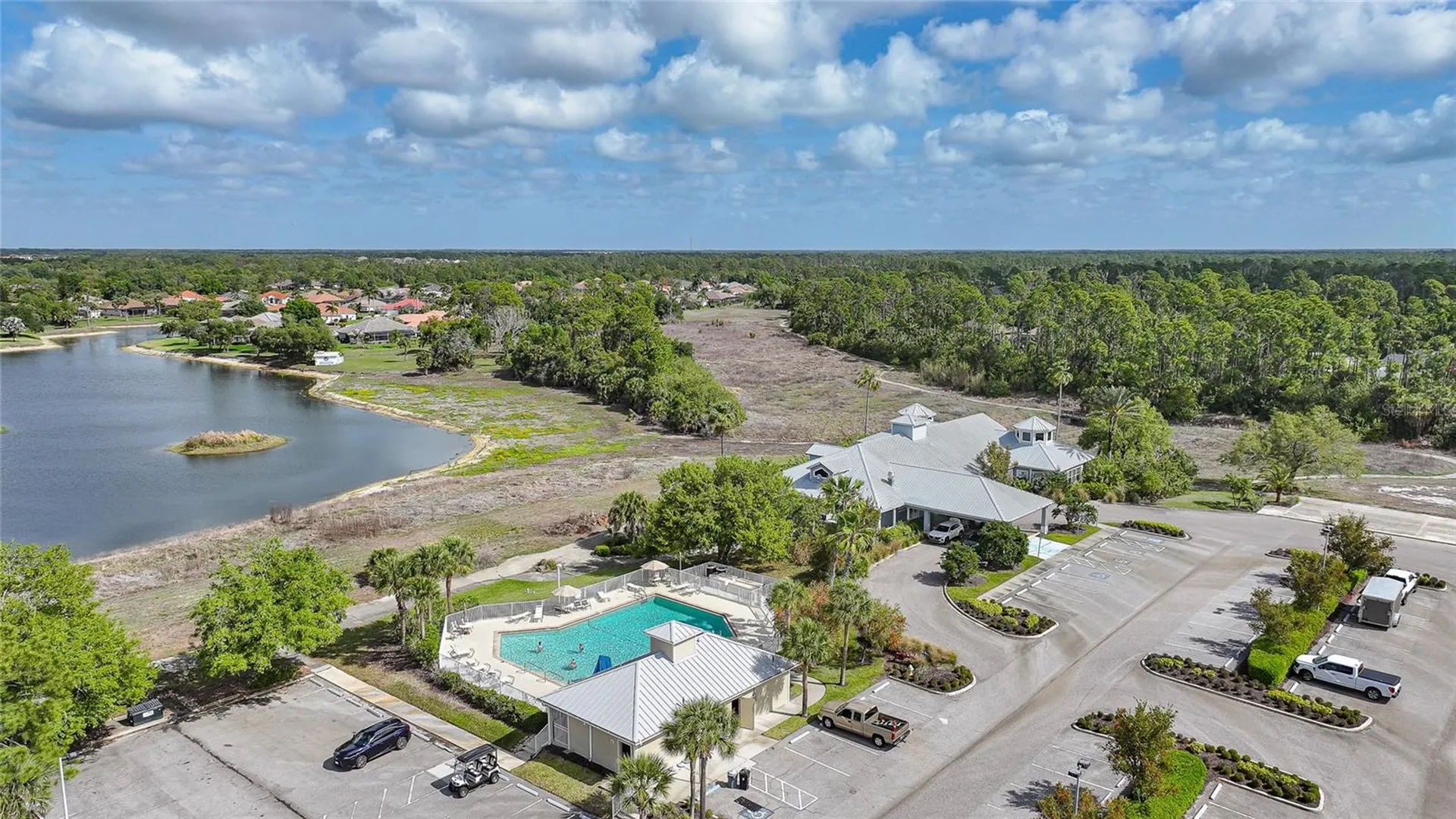 2037 Lynx Run North Port FL 34288