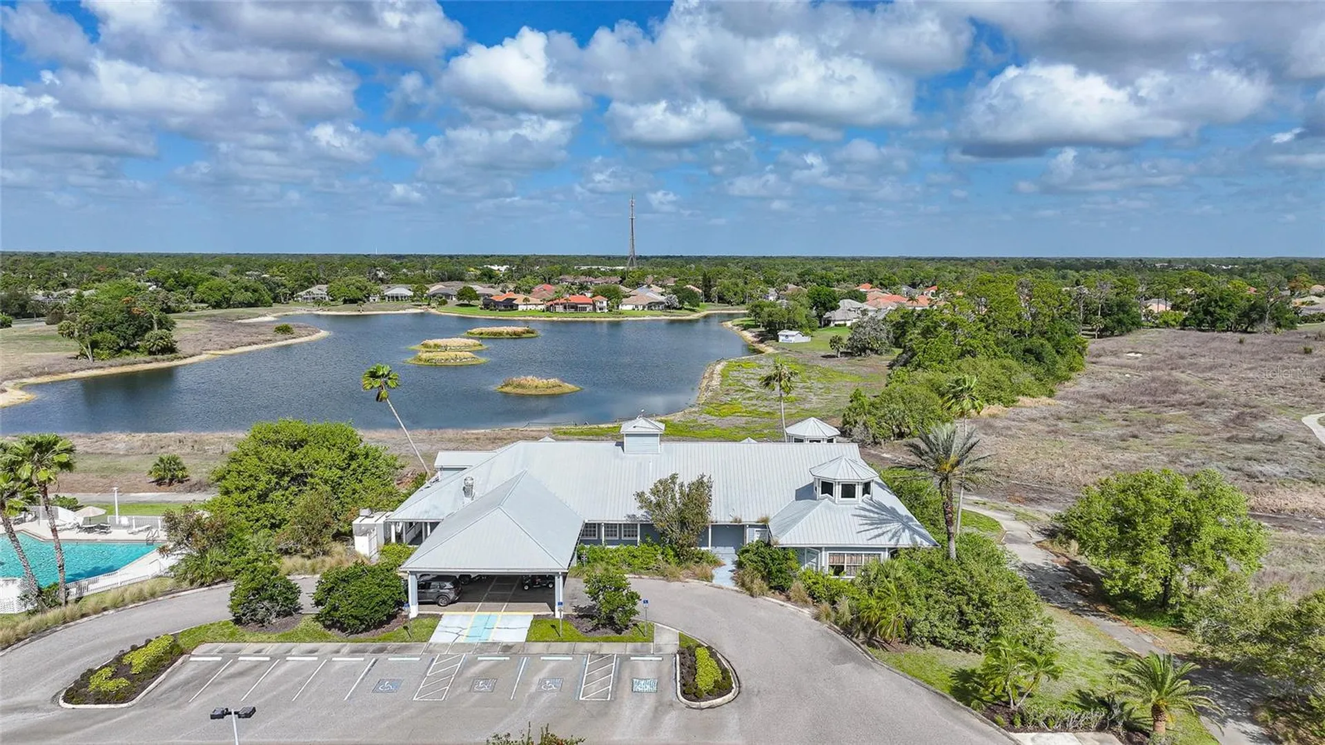 2037 Lynx Run North Port FL 34288