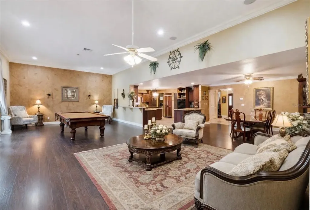 1714 Cheryl Lane Kissimmee FL 34744