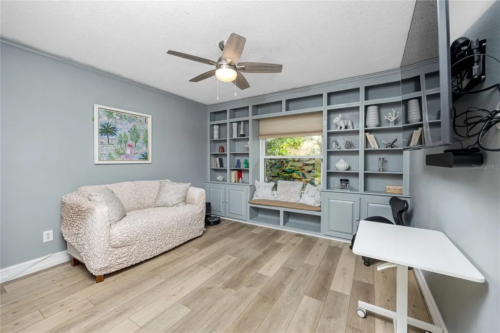 27 Summit Lane Safety Harbor FL 34695