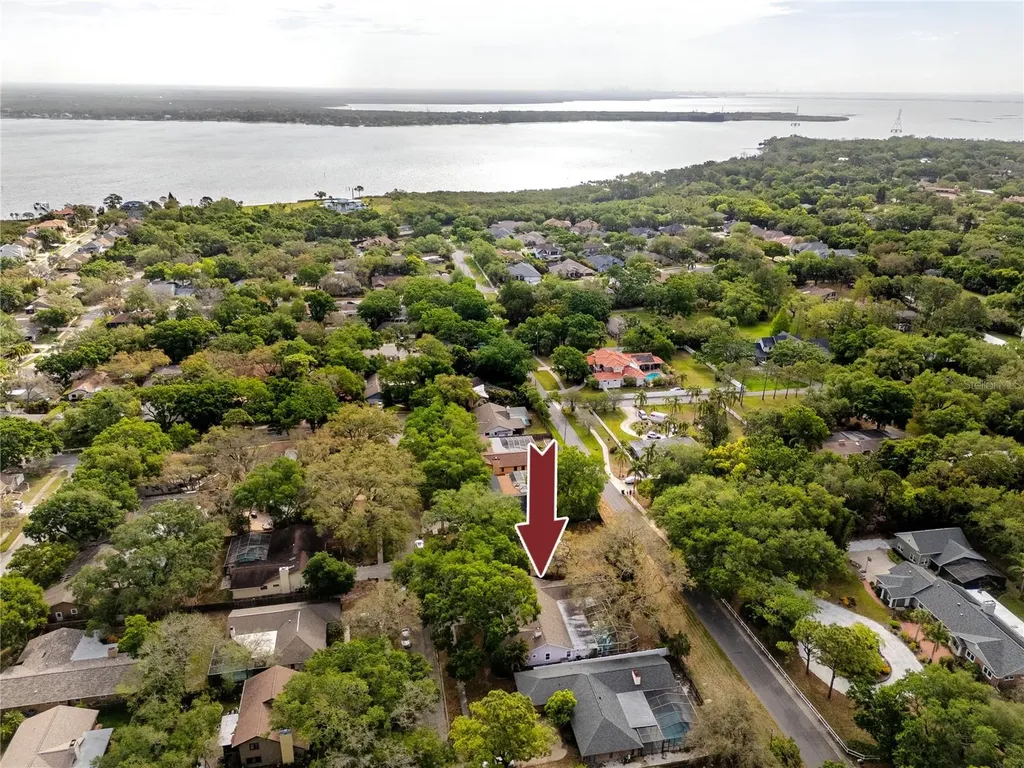 27 Summit Lane Safety Harbor FL 34695