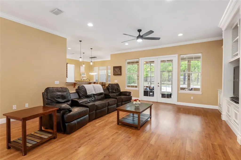 4318 SW 182nd Drive Newberry FL 32669