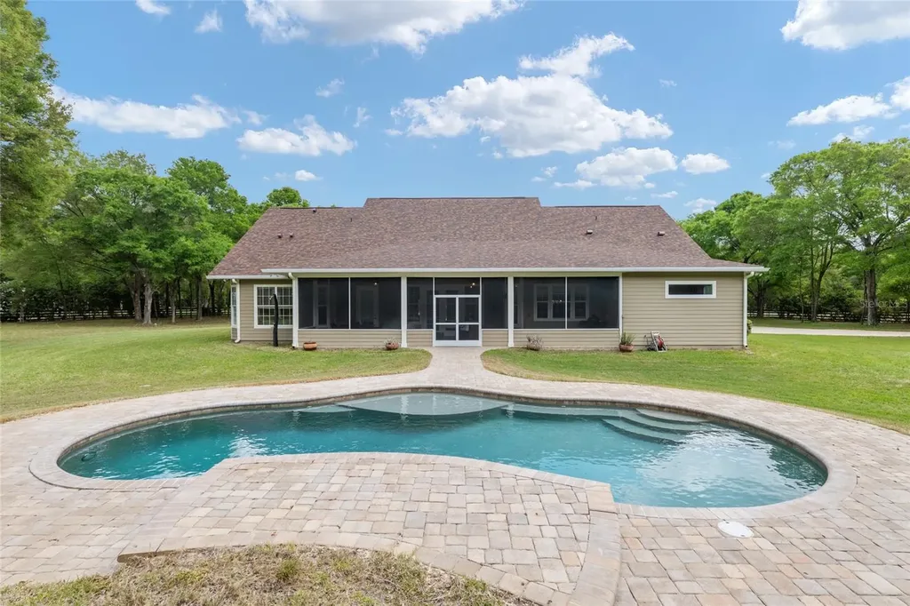4318 SW 182nd Drive Newberry FL 32669