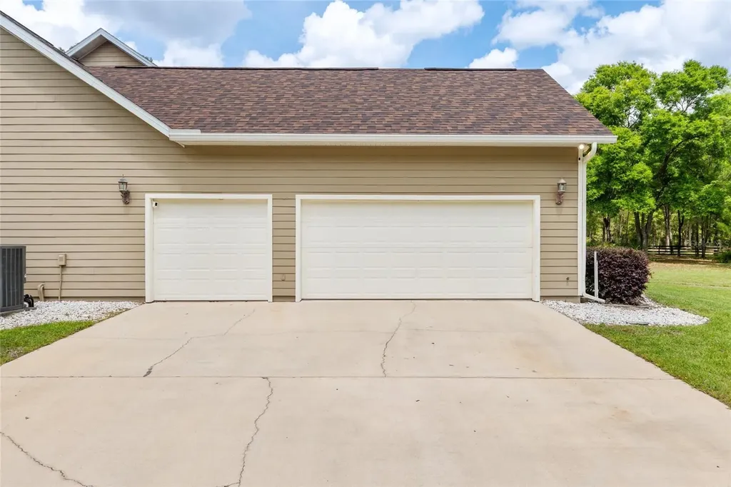 4318 SW 182nd Drive Newberry FL 32669