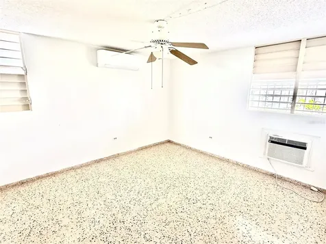 E-10 Alturas De Santa Maria Guaynabo PR 00969
