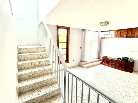 E-10 Alturas De Santa Maria Guaynabo PR 00969