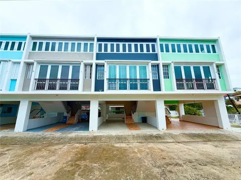 . Cond. La Reina Apartment Guanica PR 00653