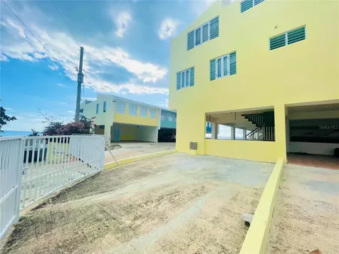 . Cond. La Reina Apartment Guanica PR 00653