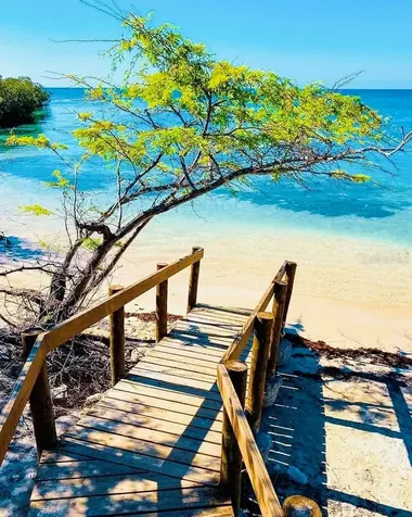 . Cond. La Reina Apartment Guanica PR 00653