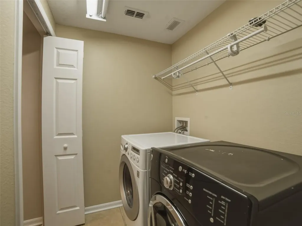 5941 Beaconpark Street Lithia FL 33547