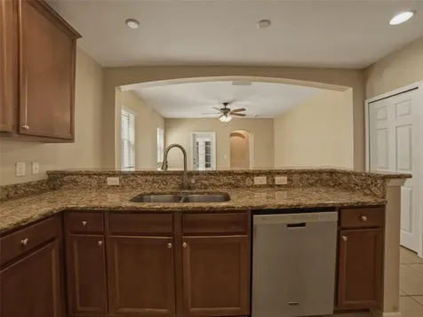 5941 Beaconpark Street Lithia FL 33547