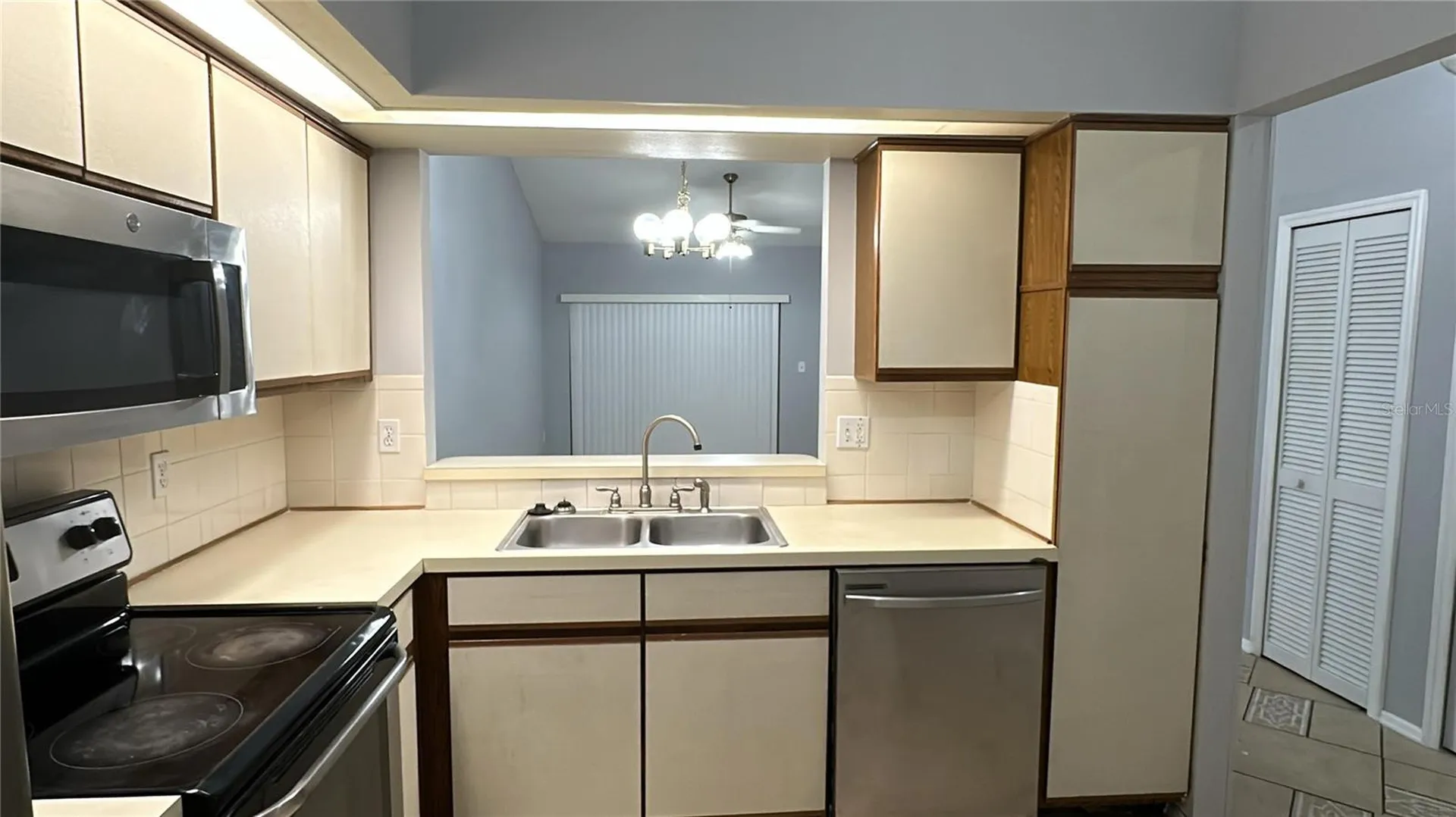 1108 Lucaya Circle Orlando FL 32824