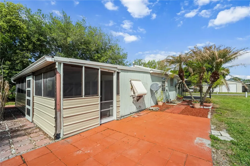 1600 Gar Street St Cloud FL 34771