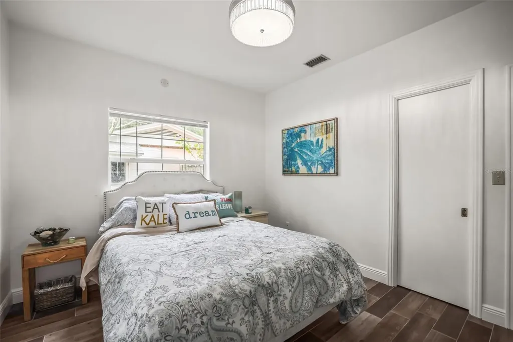 641 Wilkie Street Dunedin FL 34698