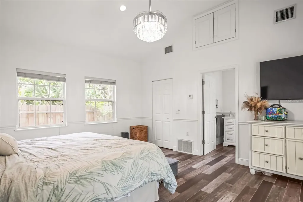 641 Wilkie Street Dunedin FL 34698