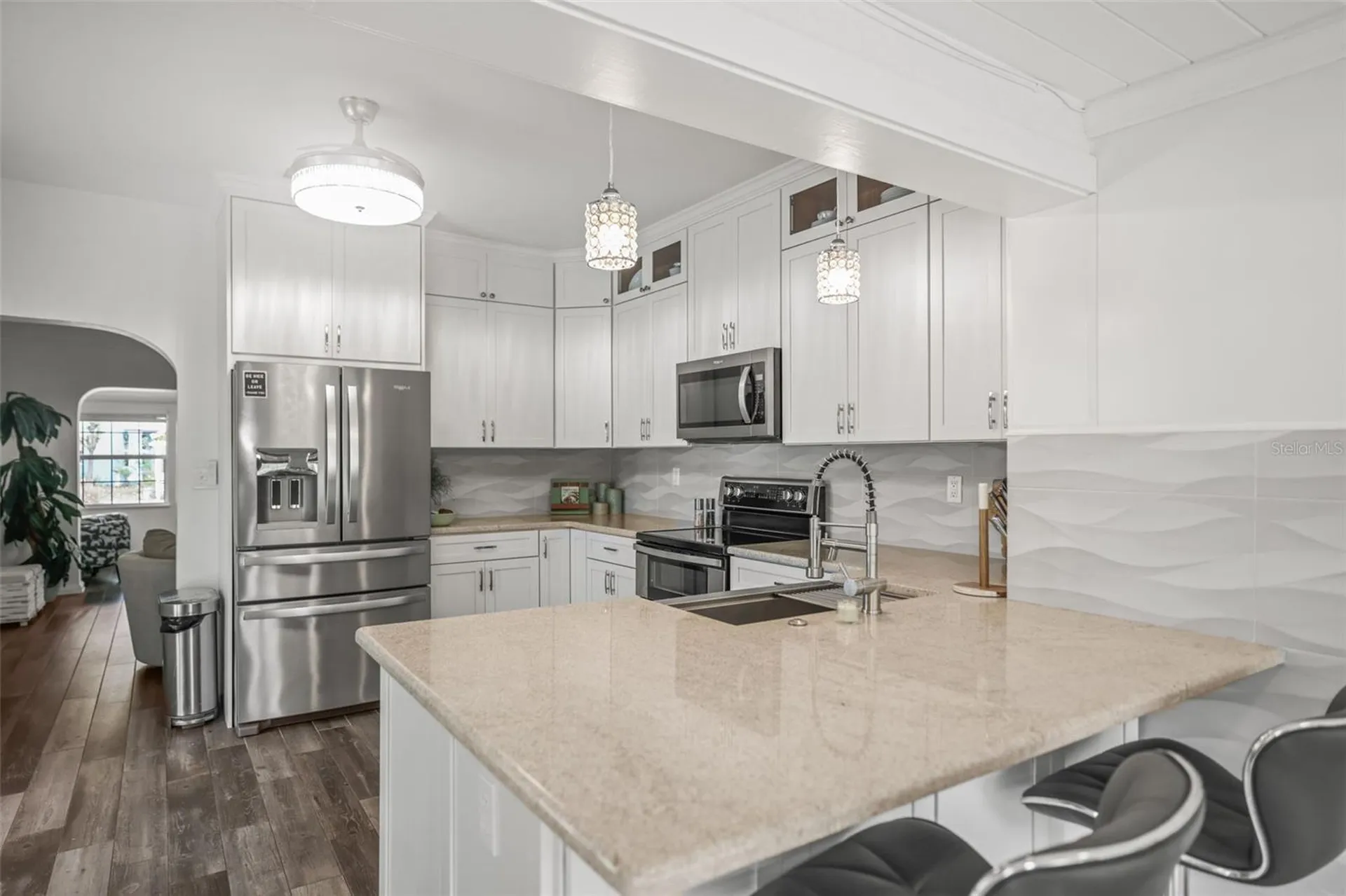 641 Wilkie Street Dunedin FL 34698