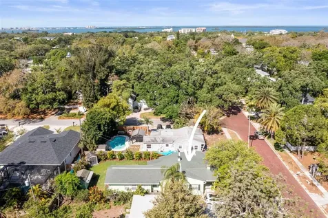 641 Wilkie Street Dunedin FL 34698