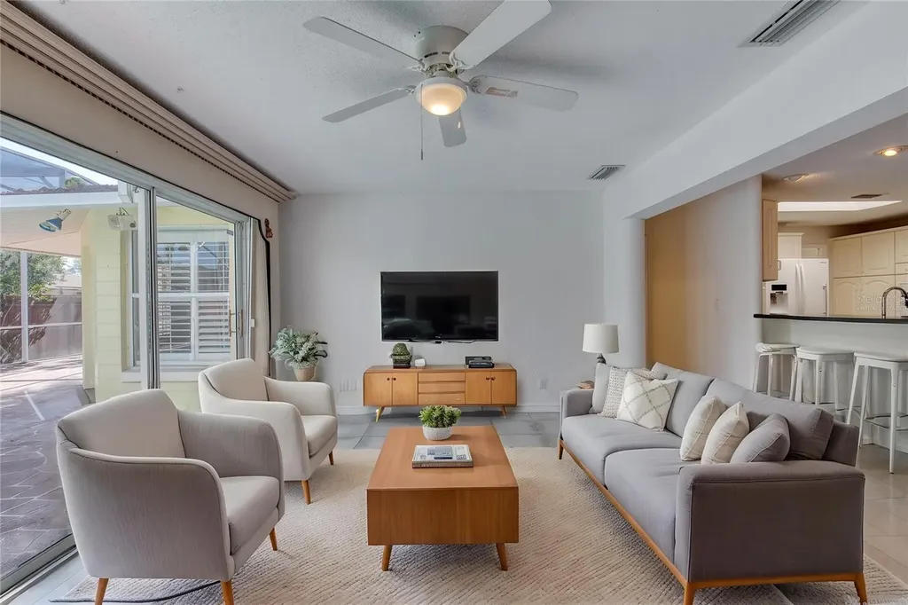 731 Lindenwood Circle E Ormond Beach FL 32174