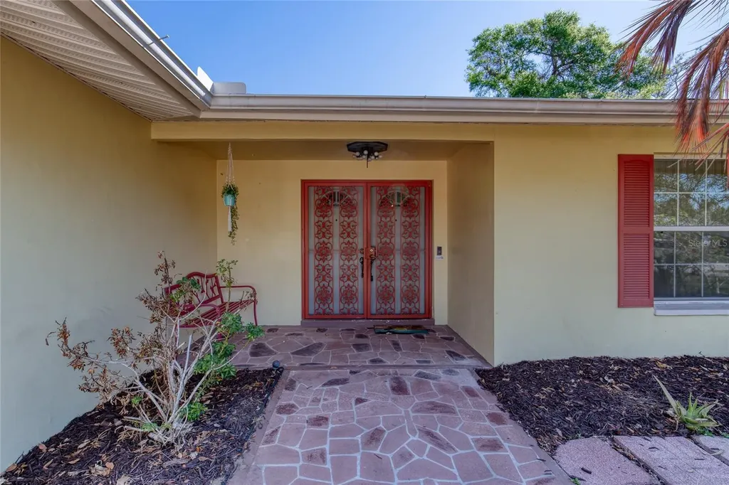731 Lindenwood Circle E Ormond Beach FL 32174